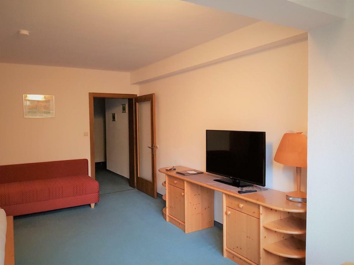 Kinder- Und Familienhotel Nockalm Innerkrems Exterior photo