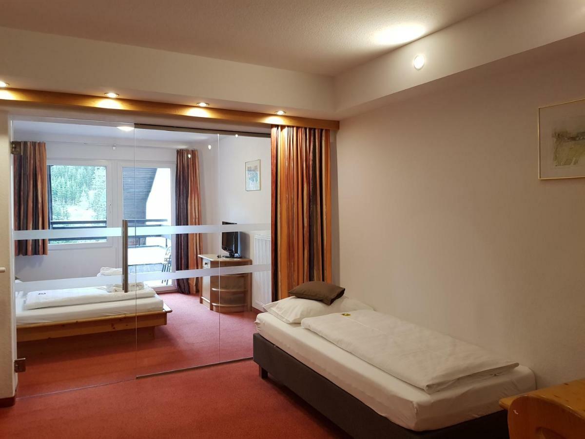 Kinder- Und Familienhotel Nockalm Innerkrems Exterior photo